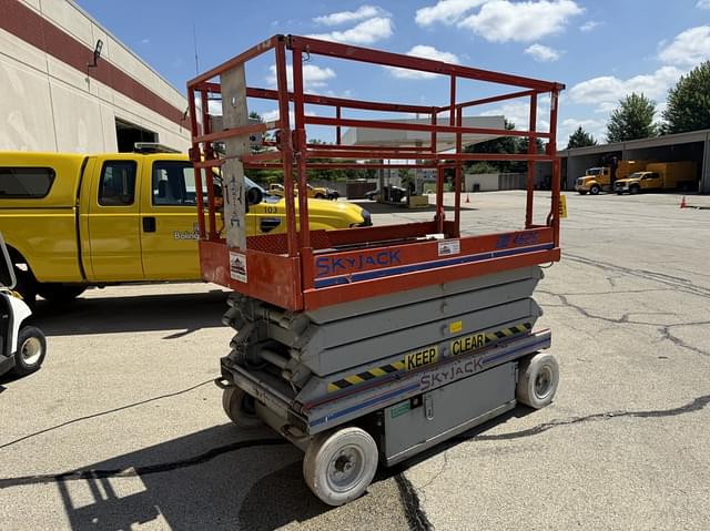 Image of Sky Jack SJIII4626 equipment image 4