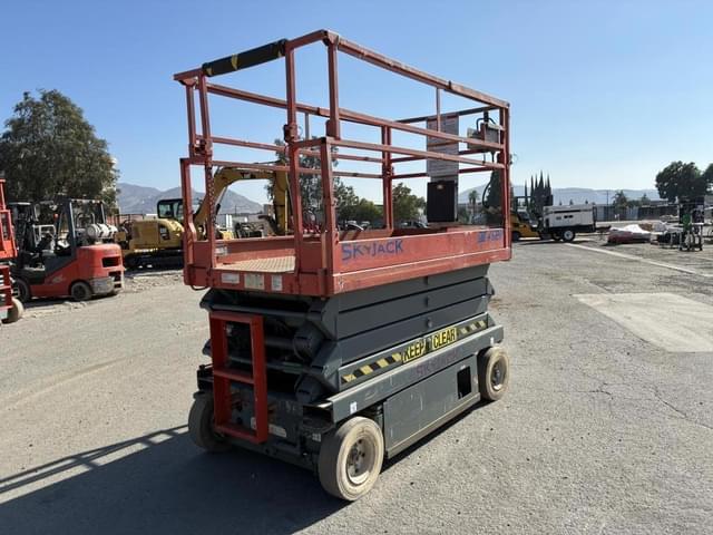 Image of Sky Jack SJIII4626 equipment image 2