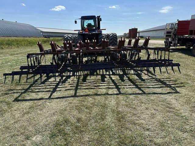 Image of Sunflower 4212 equipment image 3