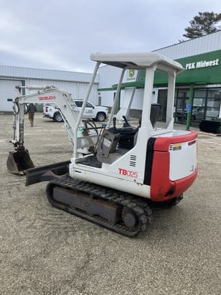 Image of Takeuchi TB025 equipment image 1