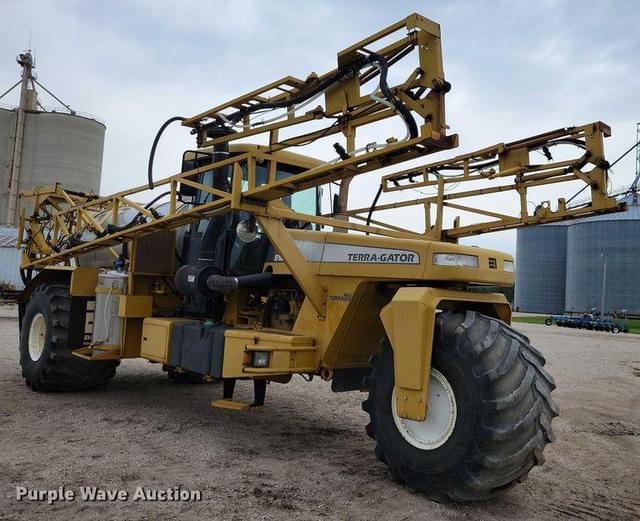 Image of Ag-Chem Terra-Gator 8103 equipment image 2