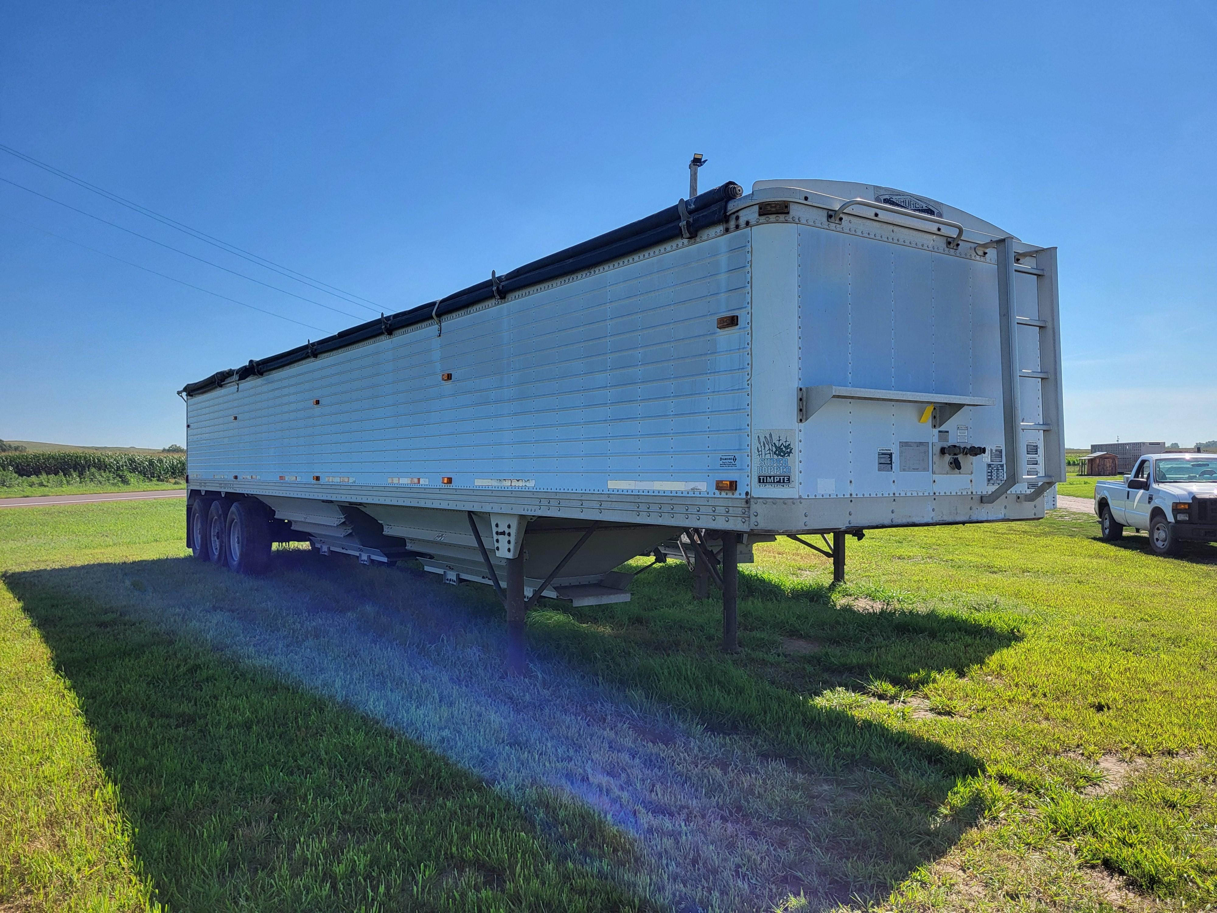 1999 Timpte Super Hopper Equipment Image0