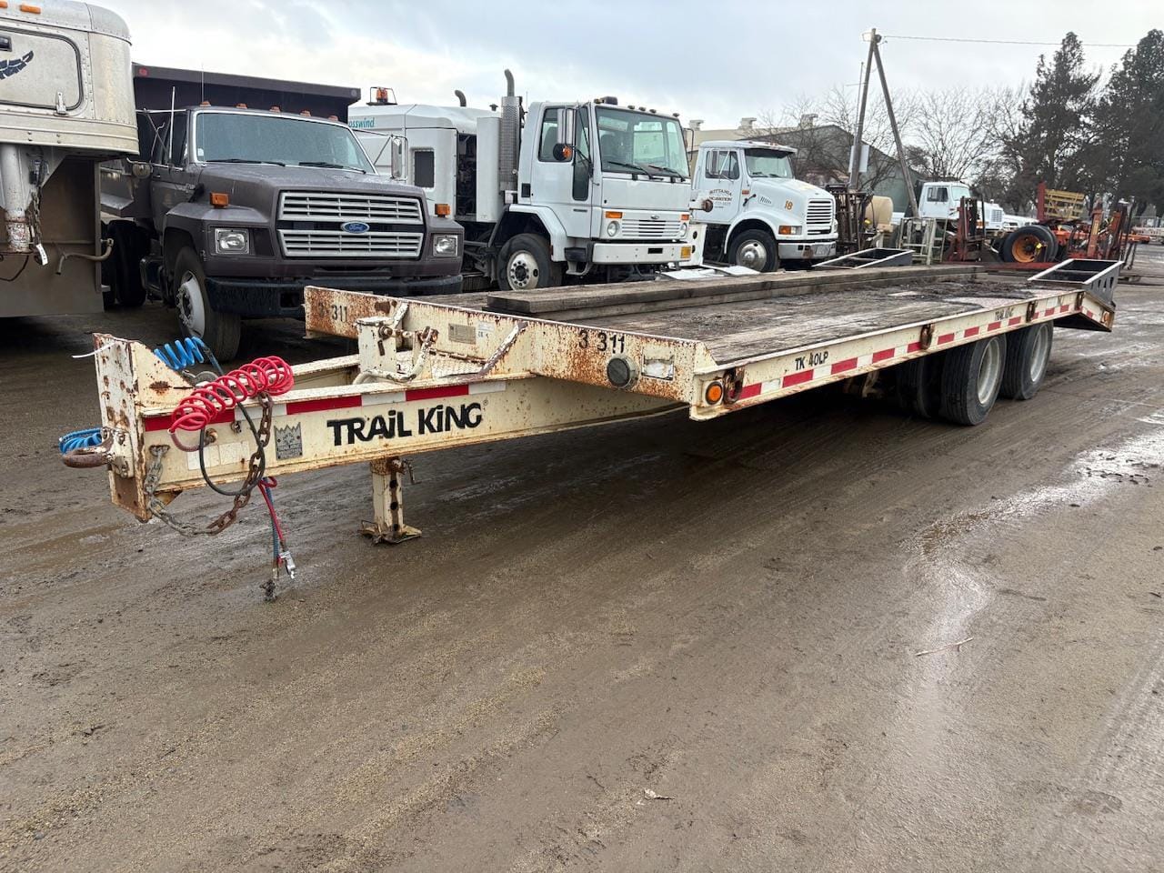 1999 Trail King TKT40LP Equipment Image0
