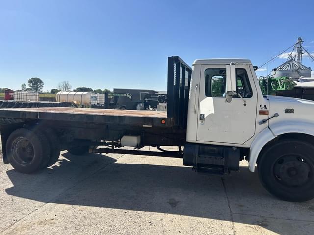 Image of International 4700 equipment image 3