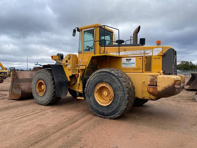 Image of Volvo L220D equipment image 2