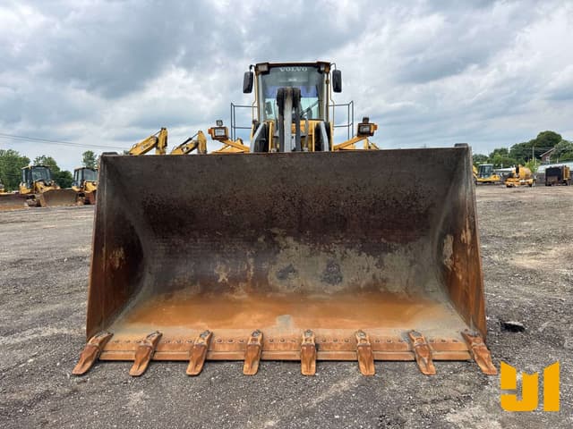 Image of Volvo L220D equipment image 1