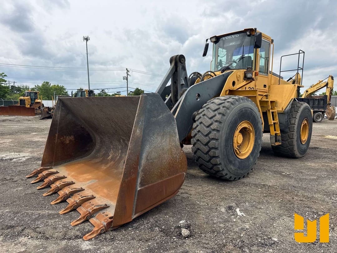 Image of Volvo L220D Primary image