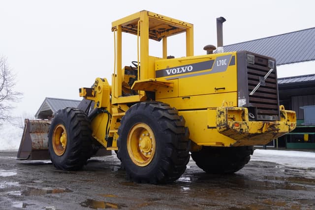 Image of Volvo L70C equipment image 2