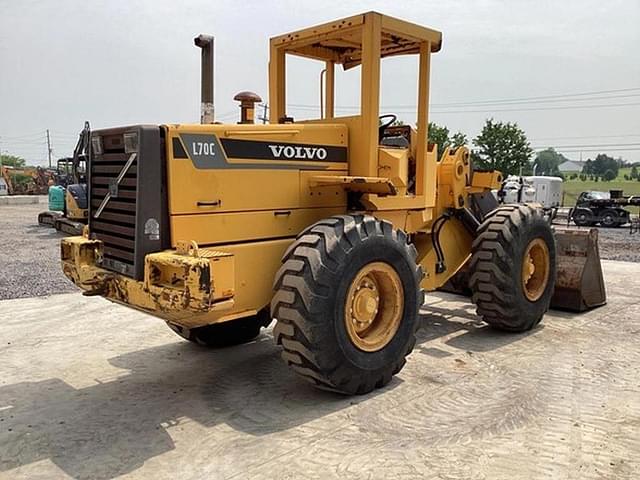 Image of Volvo L70C equipment image 3