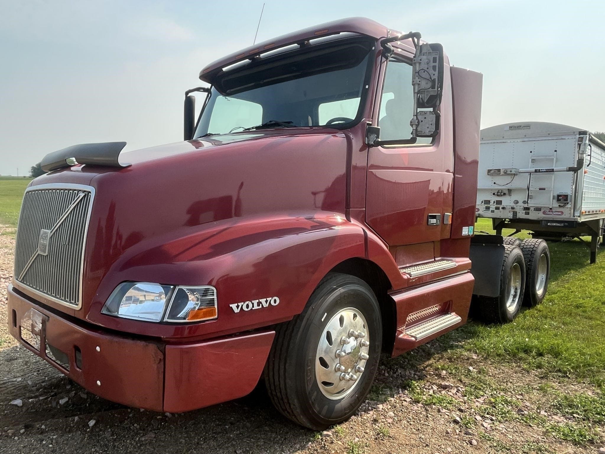 1999 Volvo S60 Equipment Image0