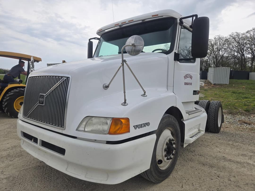 Image of Volvo VN Primary image