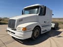1999 Volvo VN Image