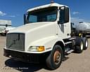 1999 Volvo VN Image