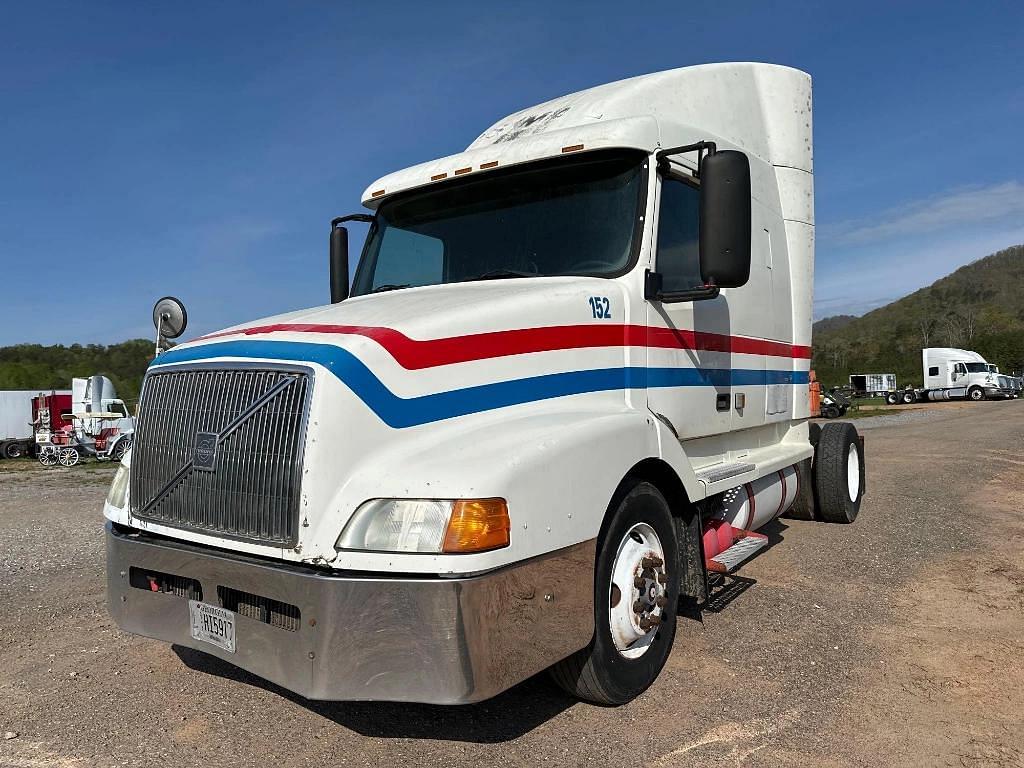 Image of Volvo VN Primary image