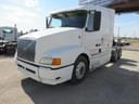 1999 Volvo VNL64T630 Image