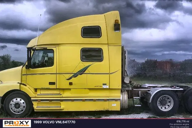Image of Volvo VNL64T770 equipment image 1