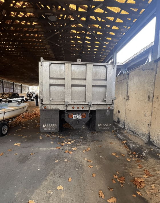 Image of Volvo WG equipment image 2