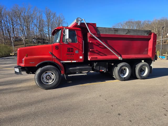 Image of Volvo WG equipment image 4