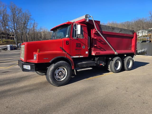 Image of Volvo WG equipment image 3