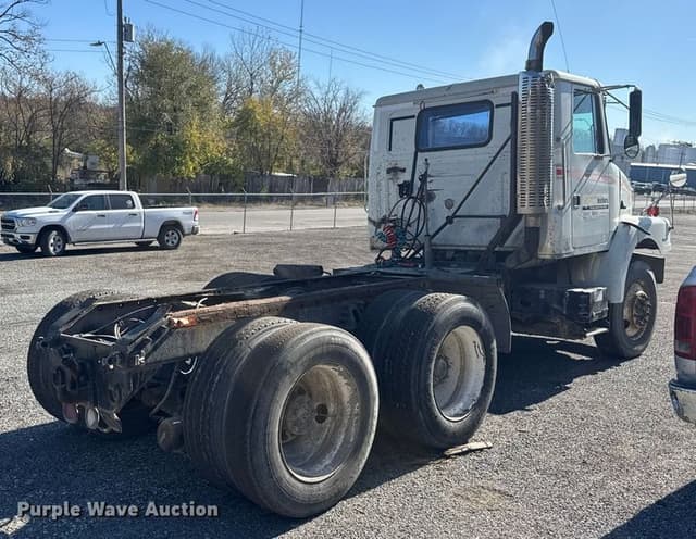 Image of Volvo WG equipment image 3