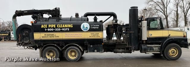 Image of Volvo WG equipment image 3