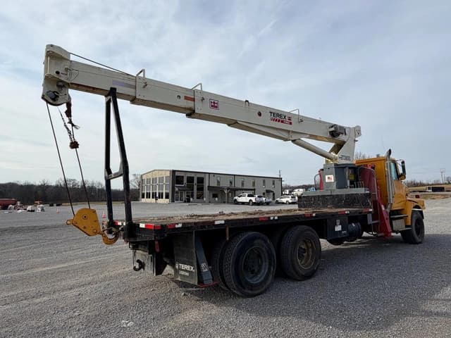 Image of Volvo WG equipment image 3