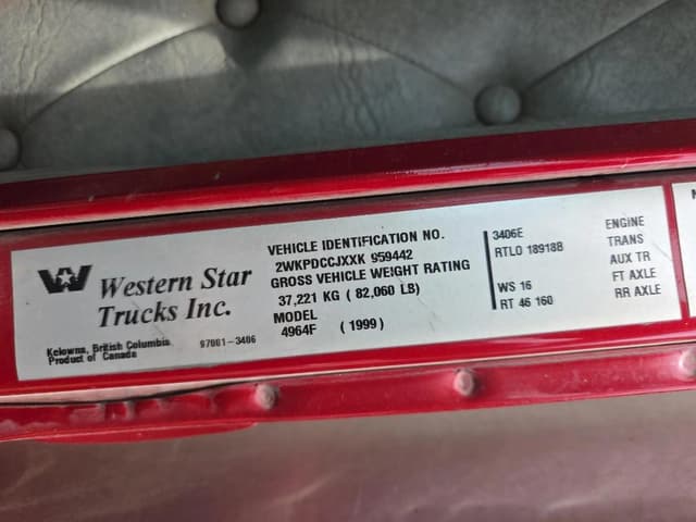 Image of Western Star 4900 equipment image 2