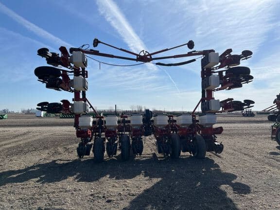 Image of White 6122 equipment image 3