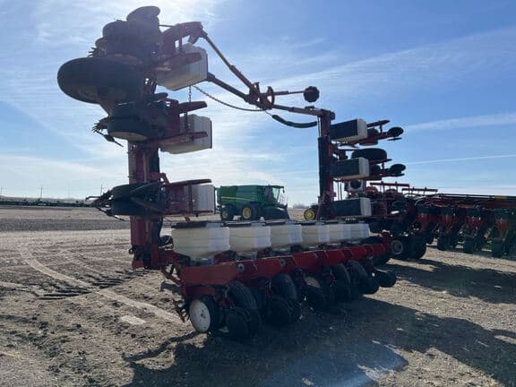 Image of White 6122 equipment image 2