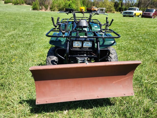 Image of Yamaha Big Bear 350 equipment image 4