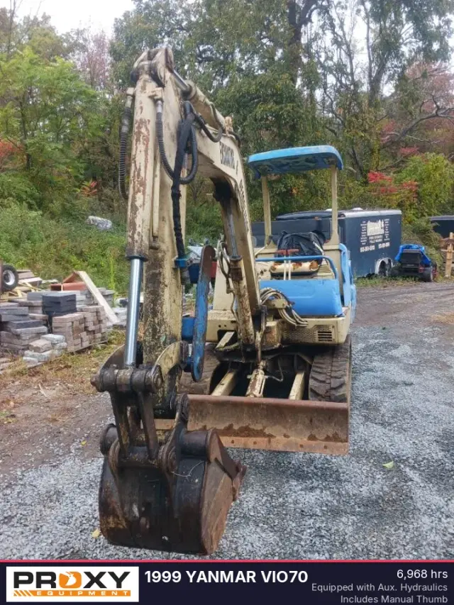 Image of Yanmar VIO70 equipment image 2