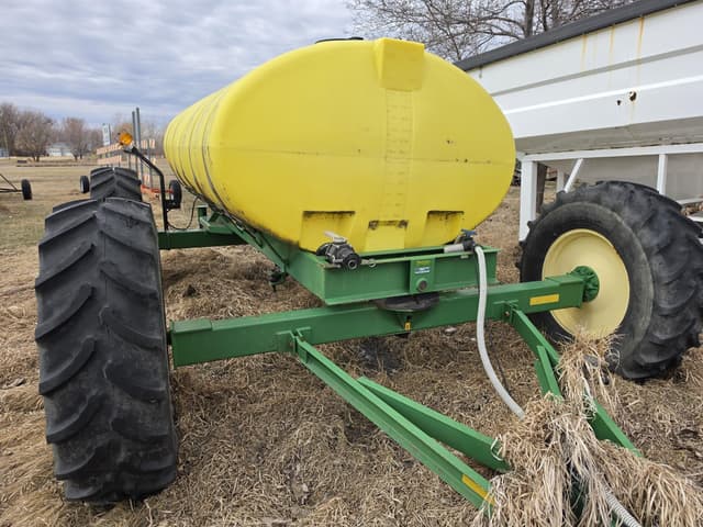 Image of Yetter 1600 equipment image 1