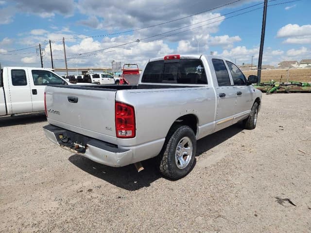 Image of Dodge Ram 1500 equipment image 3