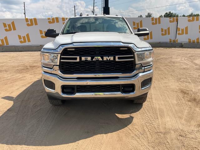 Image of Dodge Ram 3500HD equipment image 1