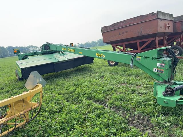 Image of John Deere 946 equipment image 1