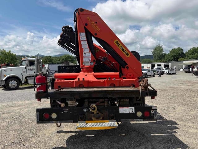 Image of International 7400 Workstar equipment image 2