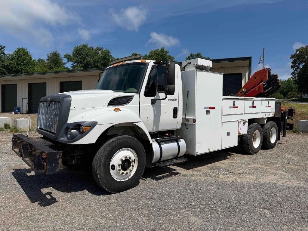 2014 International 7400 Workstar Equipment Image0