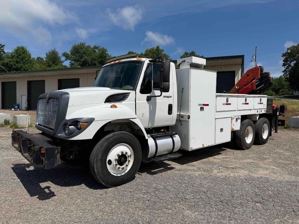 Image of International 7400 Workstar Primary image