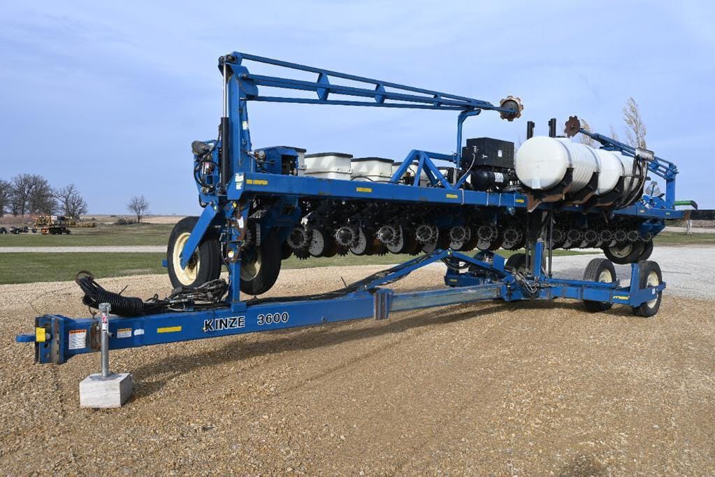 Main image Kinze 3600