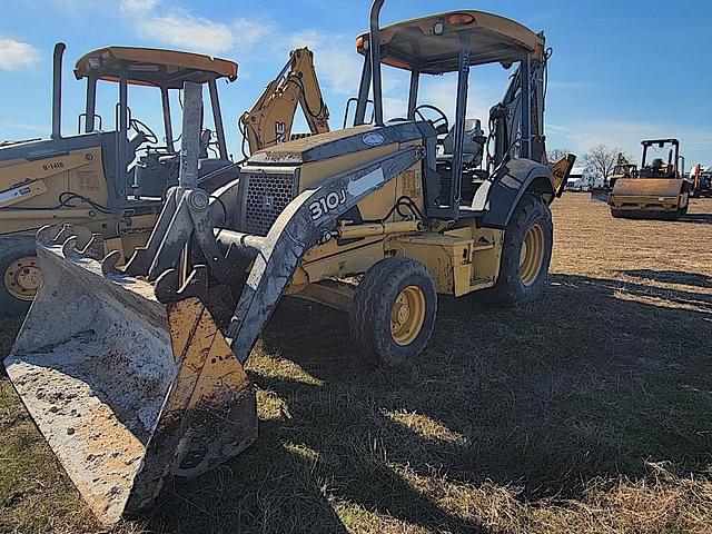 Image of John Deere 310J equipment image 1