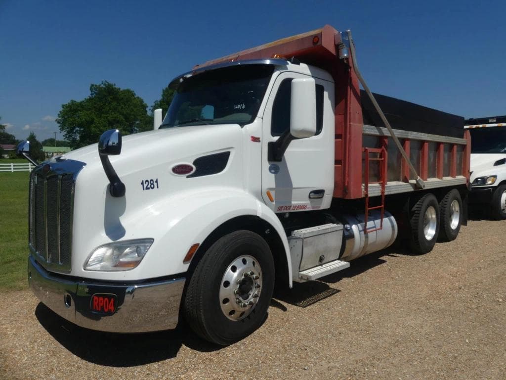 Image of Peterbilt 579 Primary image