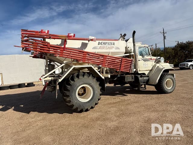 Image of Ford LN9000 equipment image 3