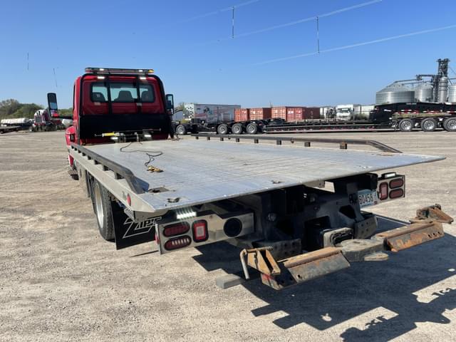 Image of International MV607 equipment image 1