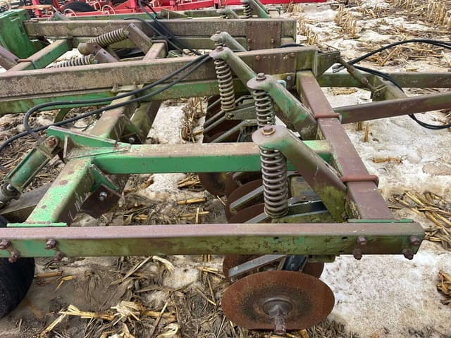 Image of John Deere 712 equipment image 4