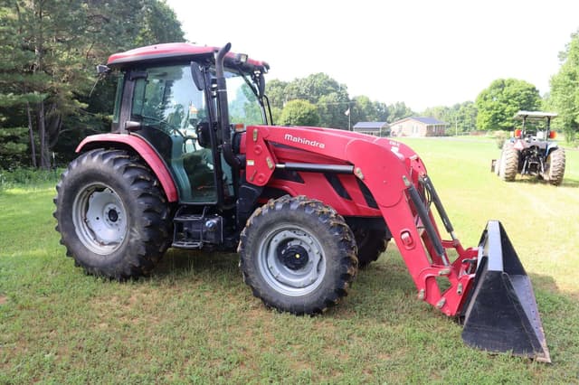 Image of Mahindra 8090PST equipment image 1
