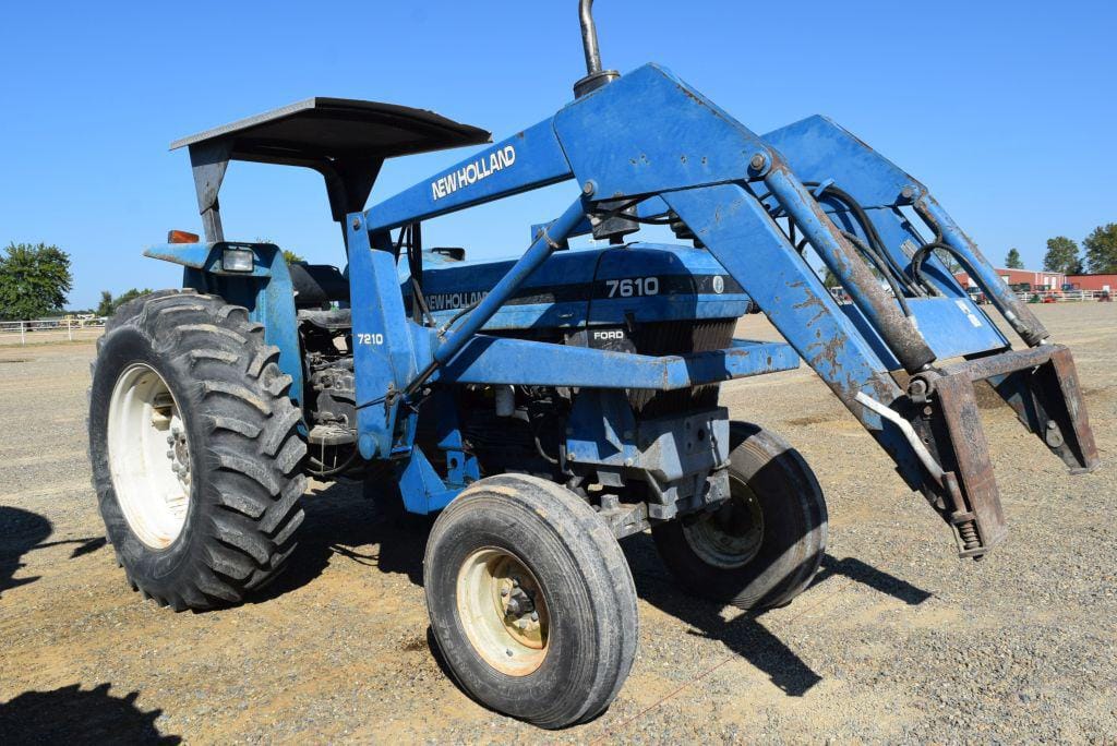 Main image New Holland 7610