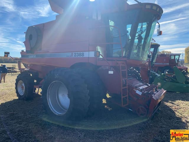 Image of Case IH 2388 equipment image 4