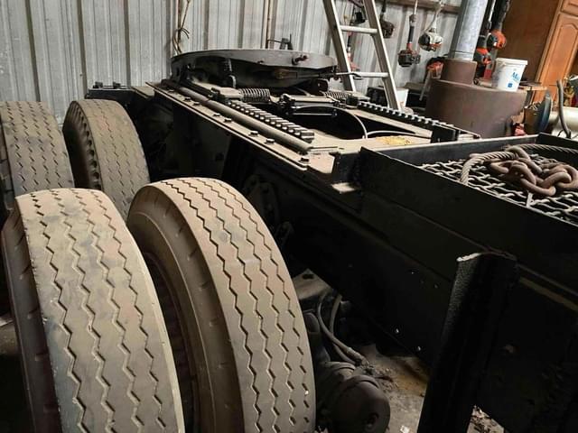 Image of International 4500 equipment image 4