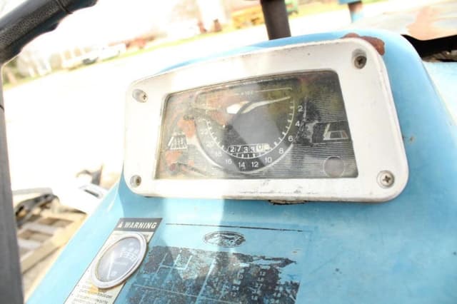 Image of Ford 3000 equipment image 3