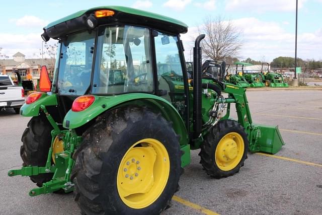 Image of John Deere 5055E equipment image 3